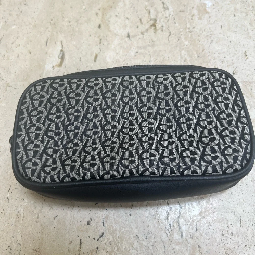 Etienne Aigner Mirrored Make-Up Bag
